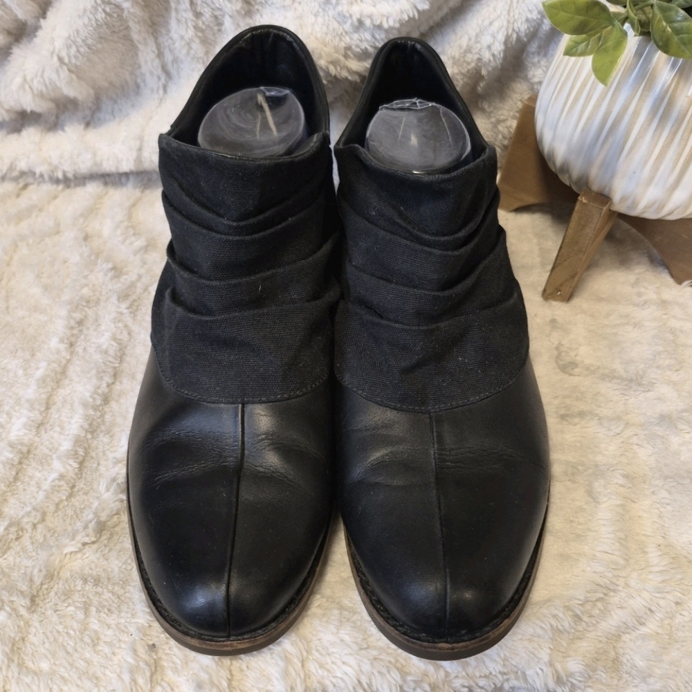 Merrell Black Ankle Boots - Picture 3 of 11